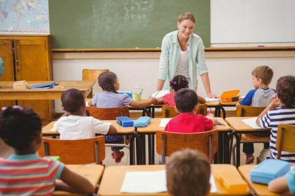 A influência da educação e a importância da escola no desenvolvimento humano